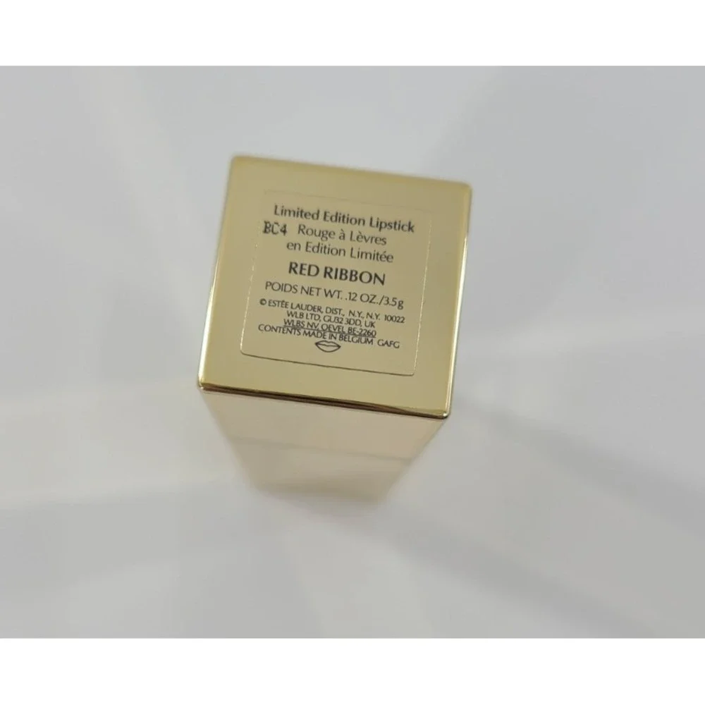 ESTEE LAUDER Red Ribbon Lipstick Full Size NEW Holiday 2025‎ Vibrant Red .12 OZ